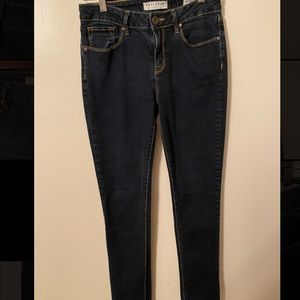 Bullhead skinny jeans
